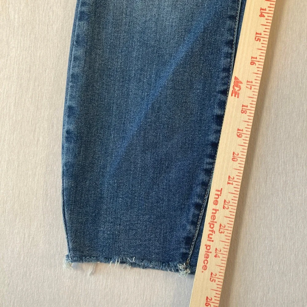 Judy Blue 14W Relaxed Fit Distressed Skinny Jeans Medium Wash Raw Hem 25